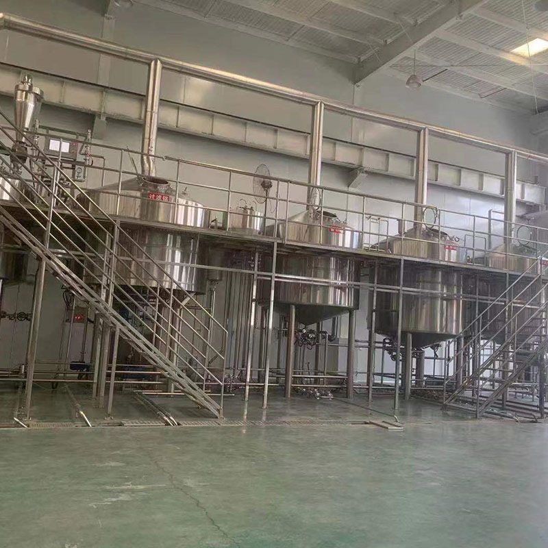 大观精酿啤酒设备厂—平面布置、设备设计、制造、调试、培训等一条龙服务_COPY